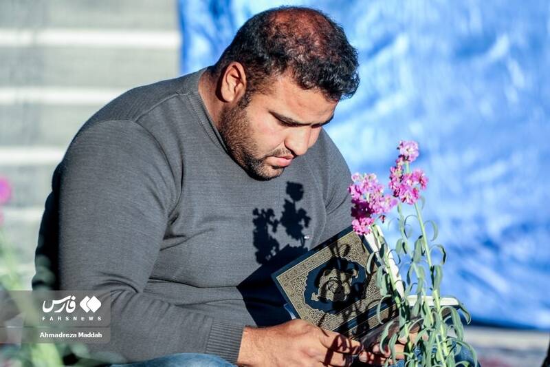 افطار ساده آسمانی در خیمه گاه امام زمان(عج) شیراز