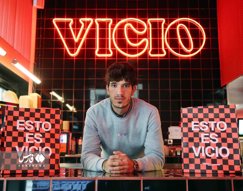 ریخت و پاش فست فودی مسی در بارسلون