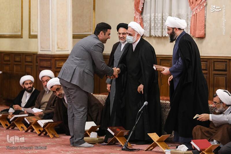 عکس/ محفل انس با قرآن در قوه قضائیه