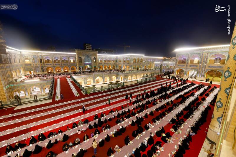 عکس/ ضیافت افطار در صحن حضرت زهرا(س) در نجف