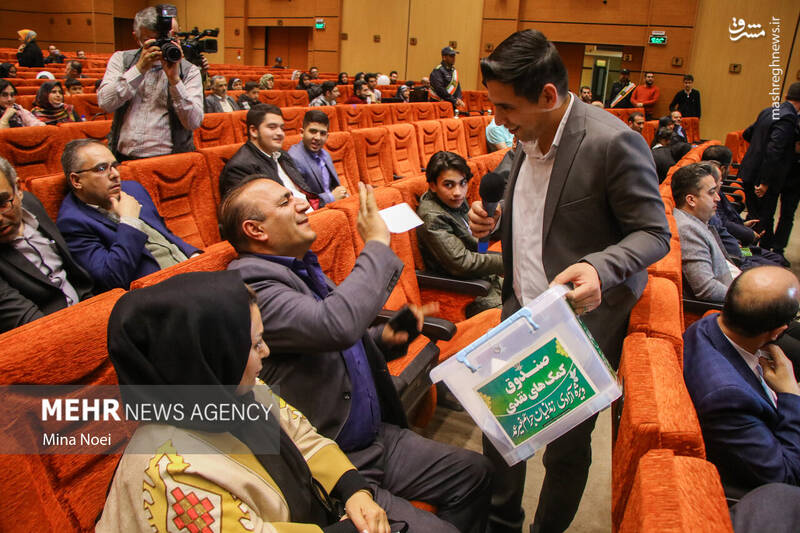 عکس/ جشن گلریزان در تبریز