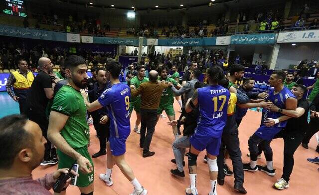 با بهترین مربی دنیا هم مدال المپیک نمیگیریم/ داورزنی میتواند باز هم رئیس والیبال شود