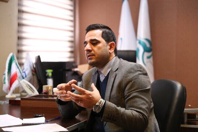 با بهترین مربی دنیا هم مدال المپیک نمیگیریم/ داورزنی میتواند باز هم رئیس والیبال شود