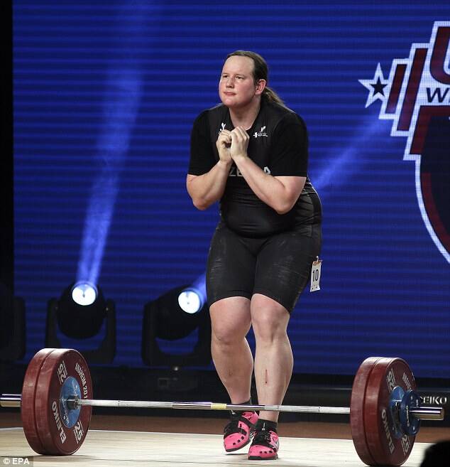 بحران مردان تنومندی که در مسابقات «زنان» شرکت میکنند/ مقاومت ایالت کانزاس در برابر جنون تراجنسیتی+عکس و فیلم