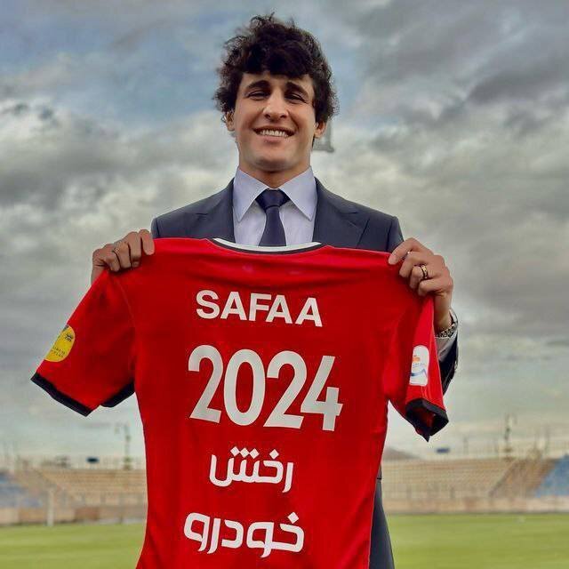 ستاره عراقی تا ۲۰۲۴ با تراکتور تمدید کرد +عکس