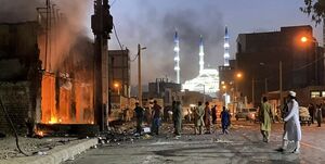 آیا عبدالحمید یکشبه طرفدار اسلام آمریکایی شده است؟/ رشد شبکههای تکفیری زیر بیرق بیحجابی در مسجد مکی!+ تصاویر