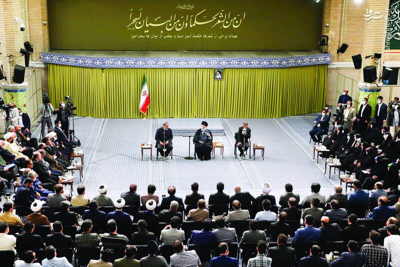 شب شعر ایرانی چگونه گذشت؟ 3