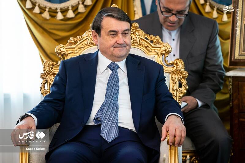 عکس/ دیدار دستیار ویژه رئیس جمهور روسیه با شمخانی