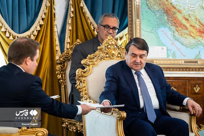 عکس/ دیدار دستیار ویژه رئیس جمهور روسیه با شمخانی