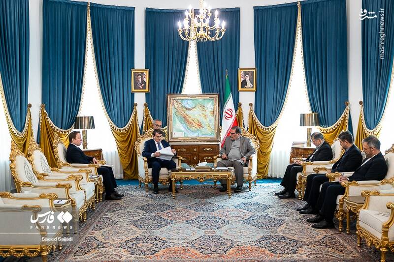 عکس/ دیدار دستیار ویژه رئیس جمهور روسیه با شمخانی