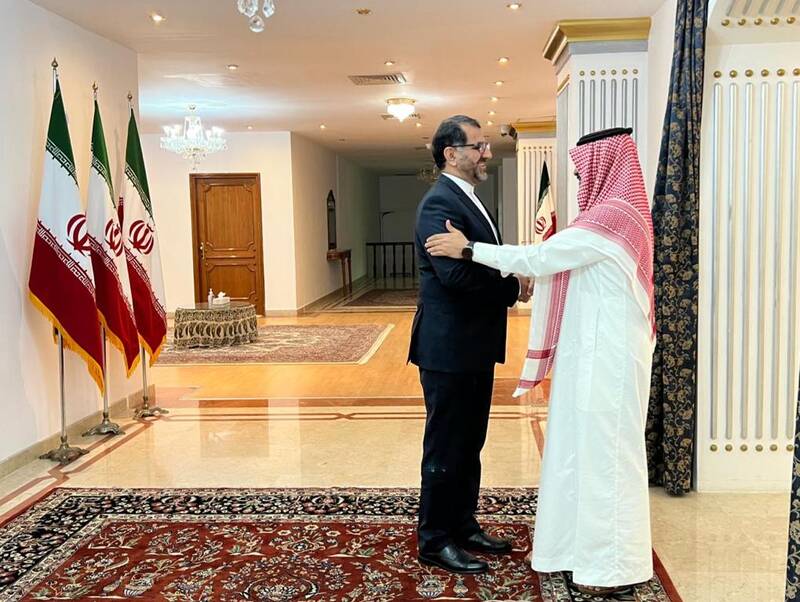 سفیر عربستان در مسقط به دیدار همتای ایرانی رفت