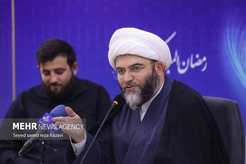 عکس / مراسم تجلیل از عوامل برنامه "محفل" 25