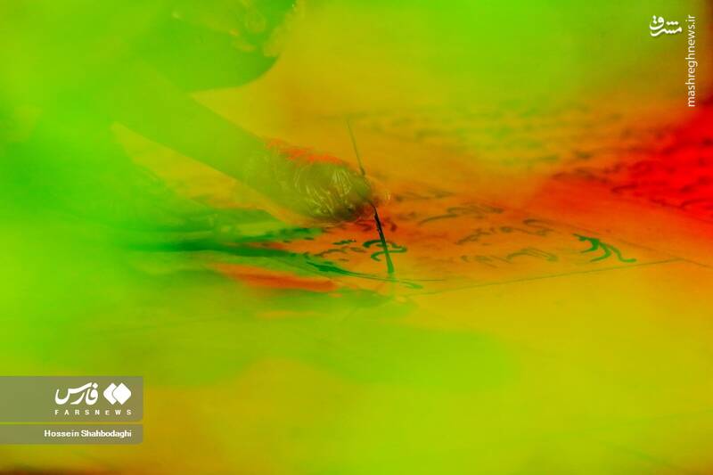 عکس/ شب زندهداری متفاوت در کنار شهدا