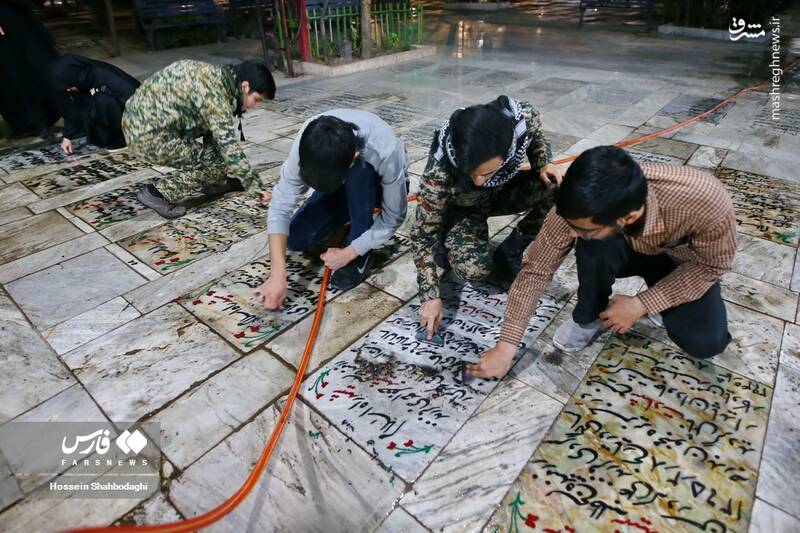 عکس/ شب زندهداری متفاوت در کنار شهدا