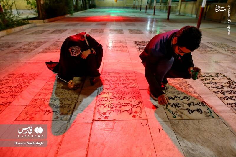 عکس/ شب زندهداری متفاوت در کنار شهدا