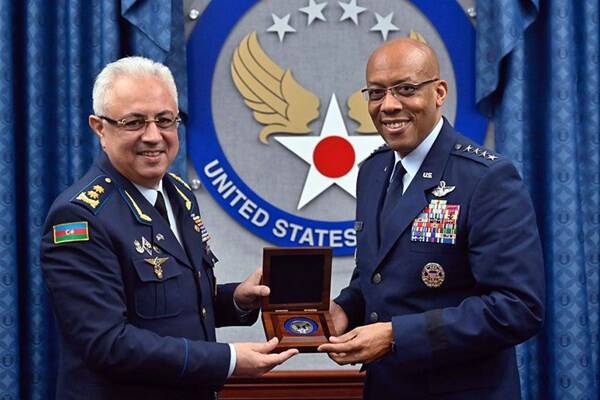 معاون وزیر دفاع جمهوری آذربایجان به آمریکا سفر کرد