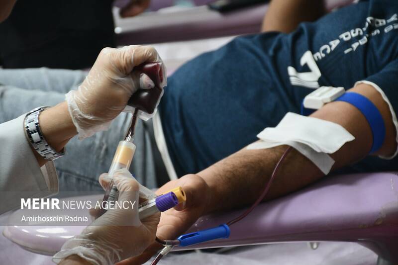 اهدای خون در شب بیست و یکم ماه مبارک رمضان - بیرجند