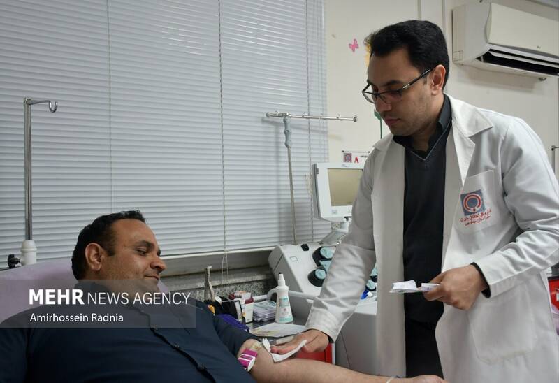 اهدای خون در شب بیست و یکم ماه مبارک رمضان - بیرجند