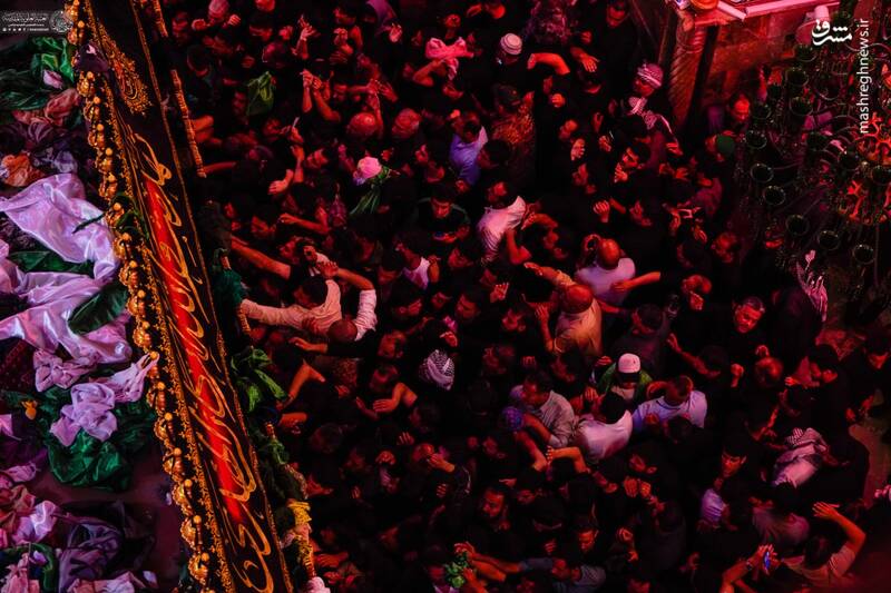 عکس/ شب شهادت امیرالمومنین در کنار ضریح نورانی حرم علوی