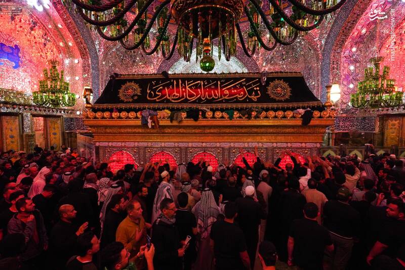 عکس/ شب شهادت امیرالمومنین در کنار ضریح نورانی حرم علوی