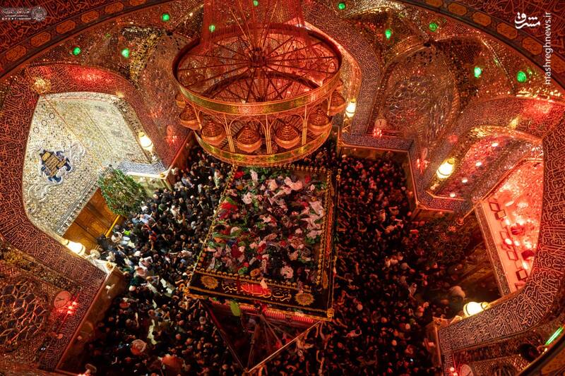 عکس/ شب شهادت امیرالمومنین در کنار ضریح نورانی حرم علوی