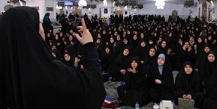 روایتی از مناجات ناشنوایان در شب قدر حرم رضوی 2