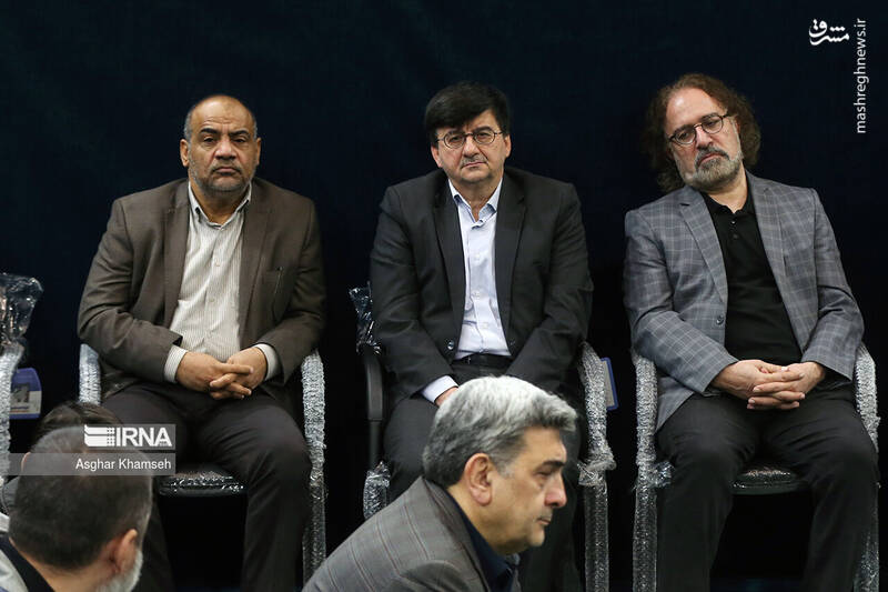 عکس/ حضور چهرهها در تشییع پیکر "عماد افروغ"