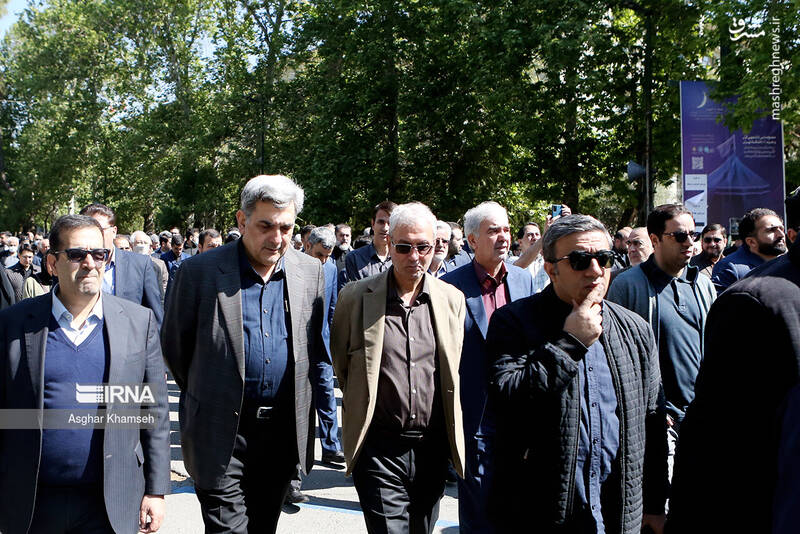 عکس/ حضور چهرهها در تشییع پیکر "عماد افروغ"