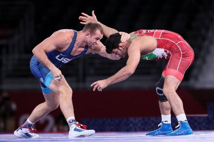 خط و نشان قهرمان قزاق برای یزدانی و تیلور