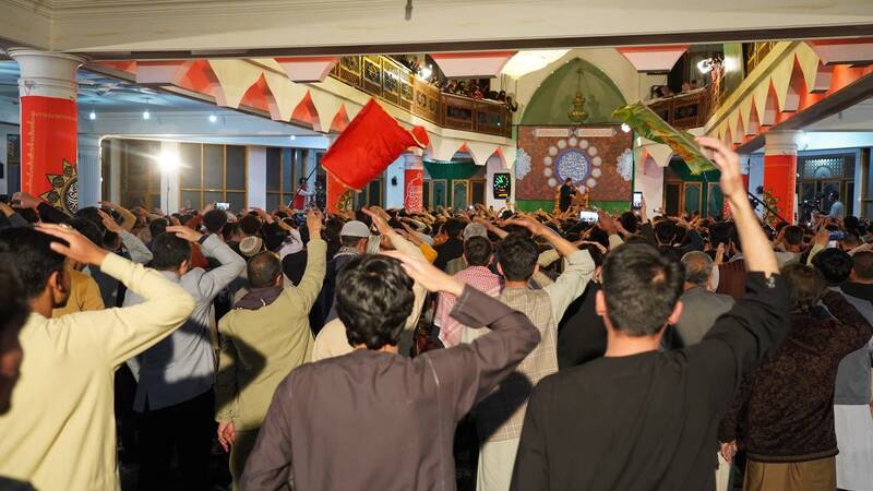 استقبال ۵ هزار نفری افغانستانیها از مداح سرشناس ایرانی در کابل +فیلم