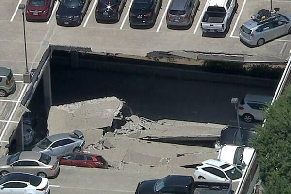 ریزش خونین پارکینگ طبقاتی در نیویورک +عکس