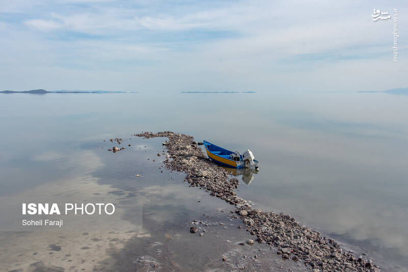 عکس/ دریاچه ارومیه ۵۴ روز بعد از آغاز آبگیری مجدد