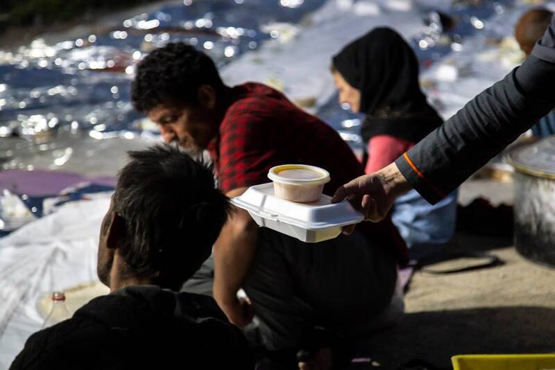 اجابت دعای شیخ حسین انصاریان در پاتوق کارتن خواب ها!