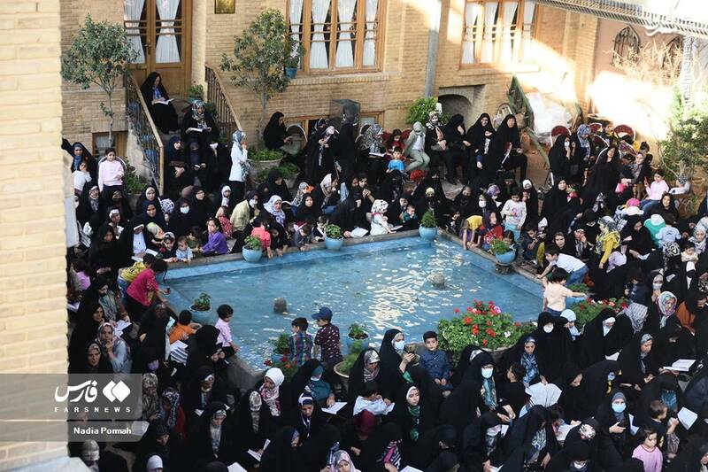 عکس/ جزءخوانی قرآن کریم در خانه موزه مدرس