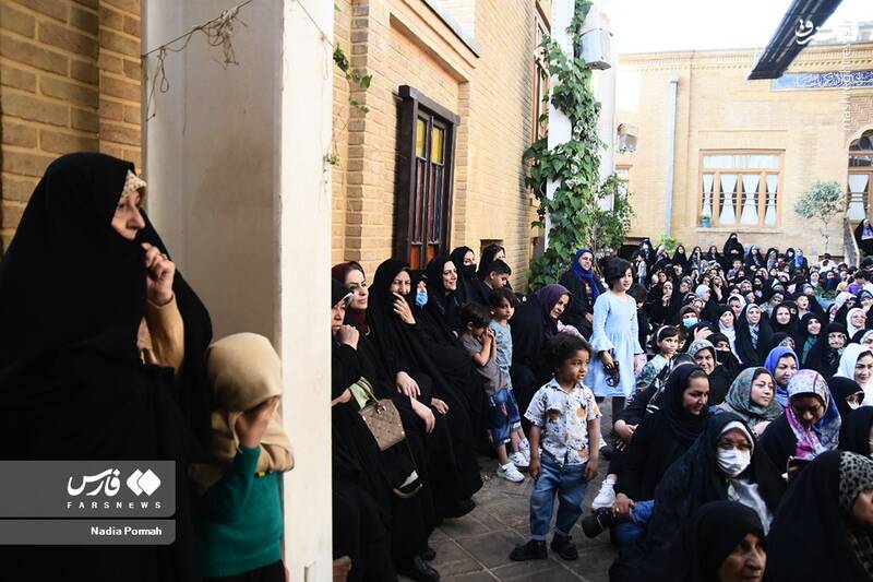 عکس/ جزءخوانی قرآن کریم در خانه موزه مدرس