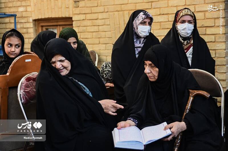 عکس/ جزءخوانی قرآن کریم در خانه موزه مدرس