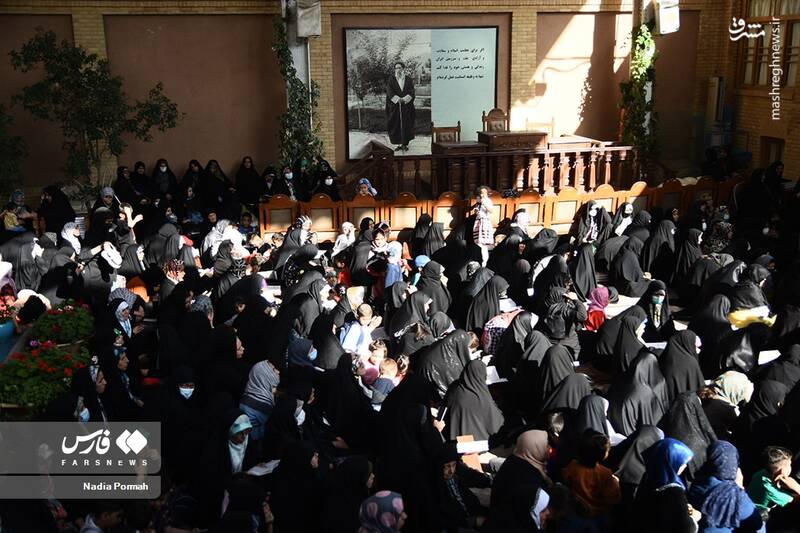 عکس/ جزءخوانی قرآن کریم در خانه موزه مدرس