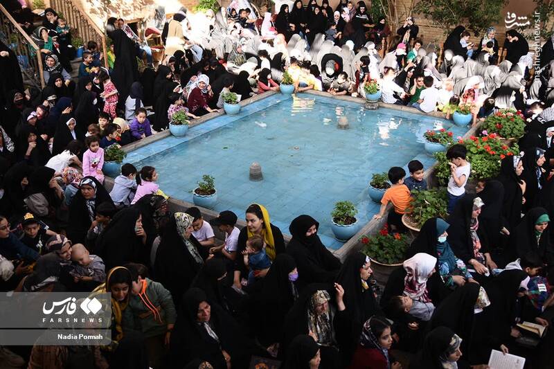 عکس/ جزءخوانی قرآن کریم در خانه موزه مدرس