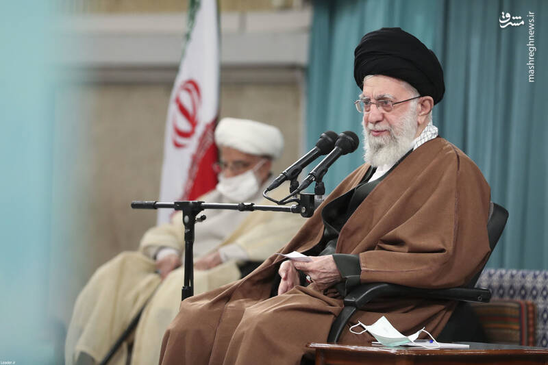 عکس/ دیدار مسئولان نظام و سفرای کشورهای اسلامی با رهبر انقلاب