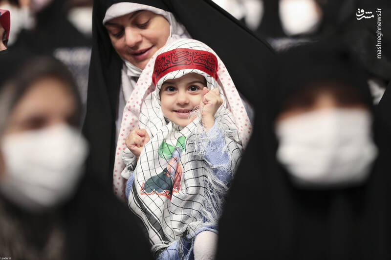 عکس/ دیدار مسئولان نظام و سفرای کشورهای اسلامی با رهبر انقلاب