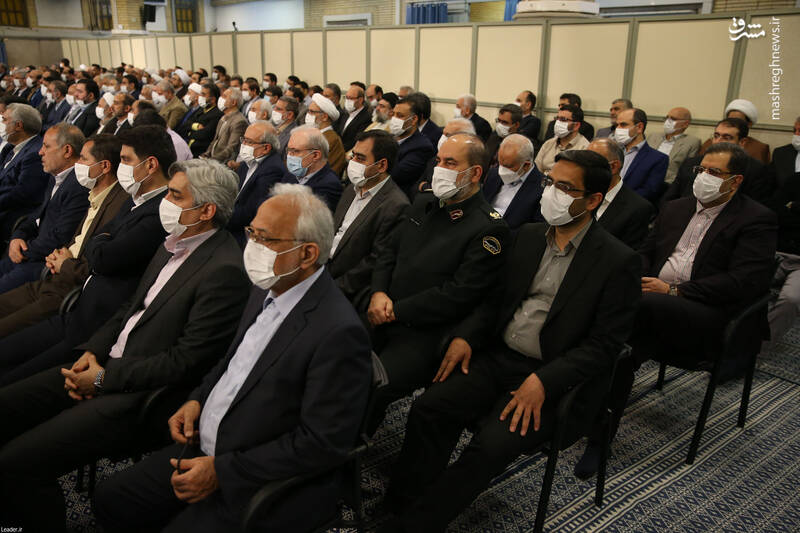 عکس/ دیدار مسئولان نظام و سفرای کشورهای اسلامی با رهبر انقلاب