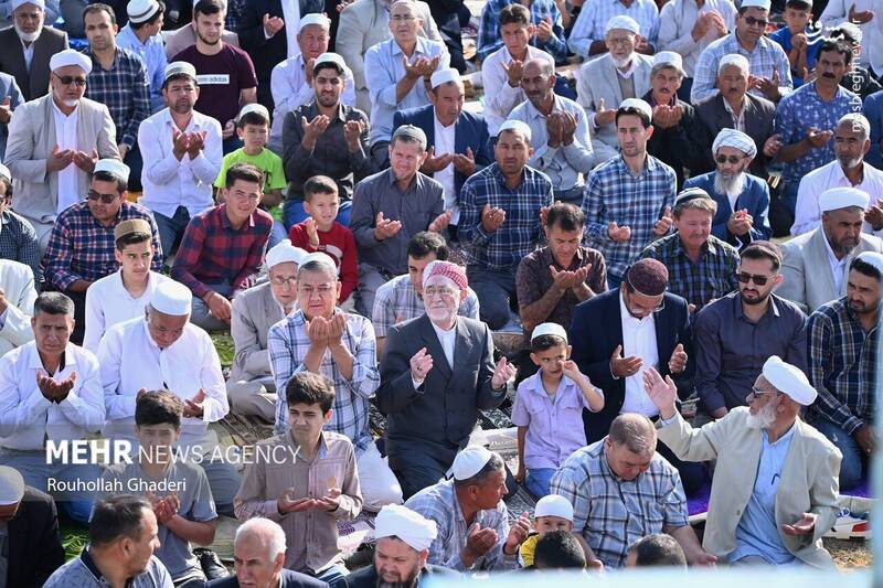 عکس/ نماز عید فطر اهل سنت در گنبدکاووس