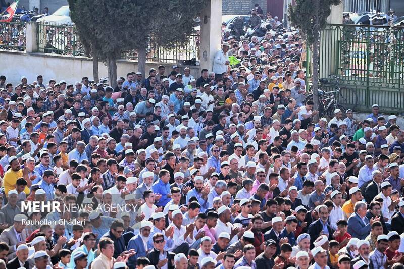 عکس/ نماز عید فطر اهل سنت در گنبدکاووس