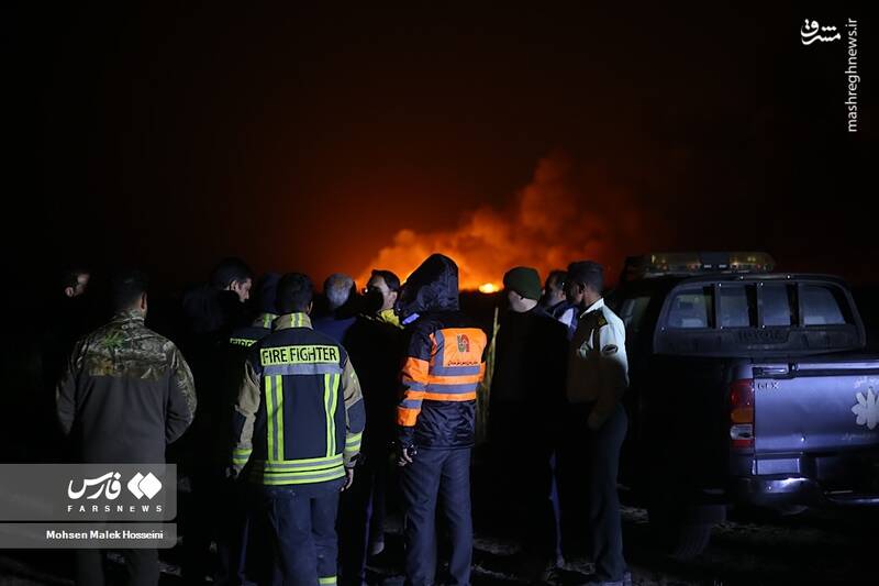 عکس/ شعلههای آتش بر تنِ تالاب میقان