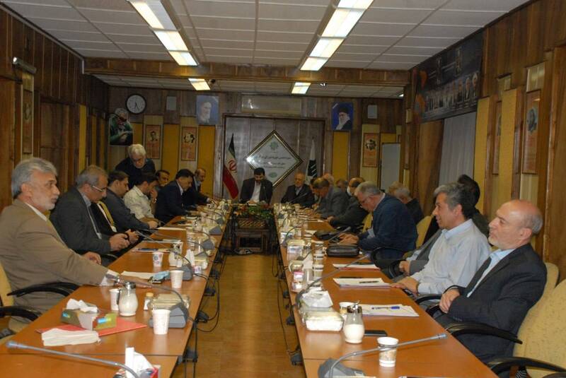 برخی فدراسیونها به وزارتخانه پاسخگو نیستند