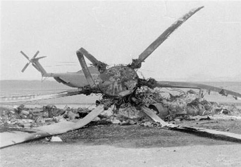 رسوایی آمریکایی ها در صحرای طبس + فیلم و عکس 9