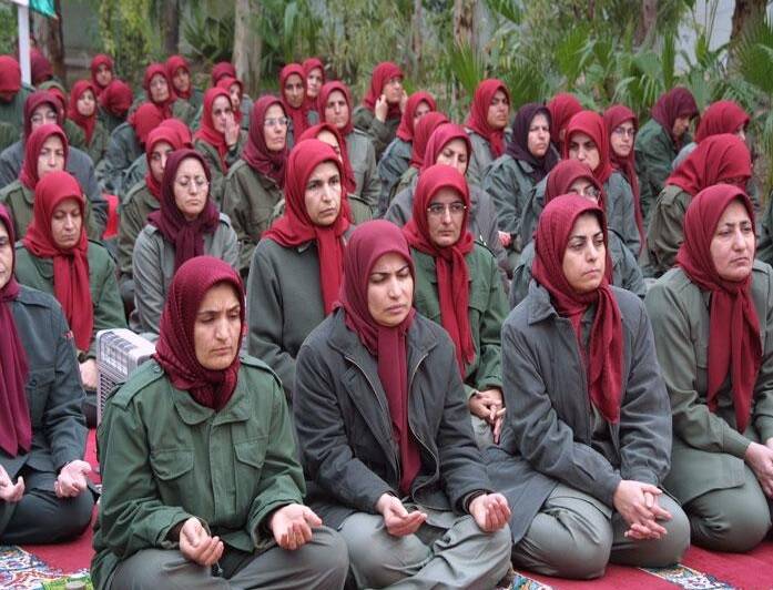 مسعود رجوی چگونه خدای مجاهدین شد؟