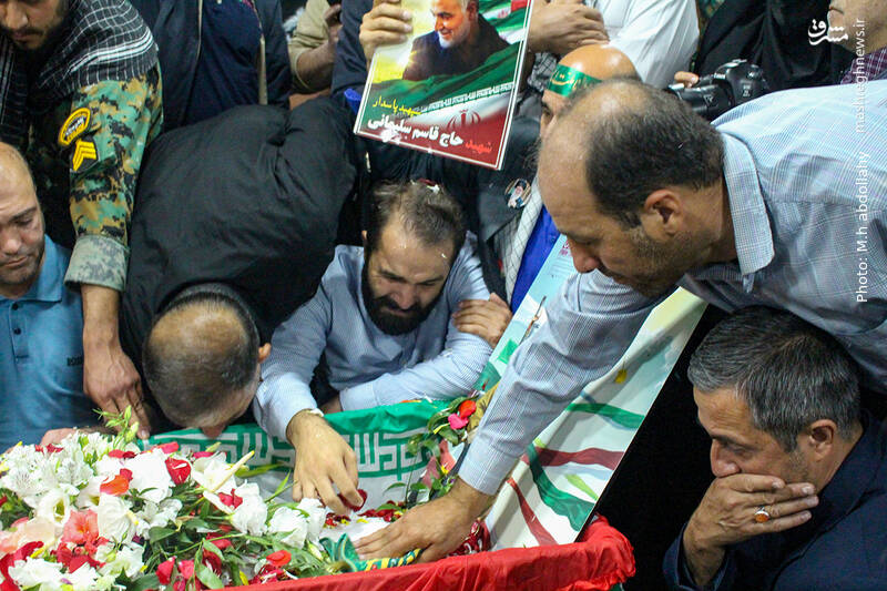 عکس/وداع با پیکر شهید آشوری «جانی بِت اوشانا»