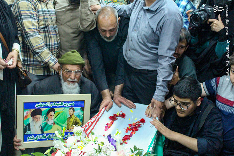 عکس/وداع با پیکر شهید آشوری «جانی بِت اوشانا»