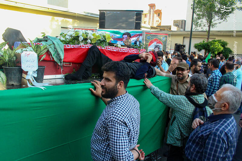 عکس/وداع با پیکر شهید آشوری «جانی بِت اوشانا»